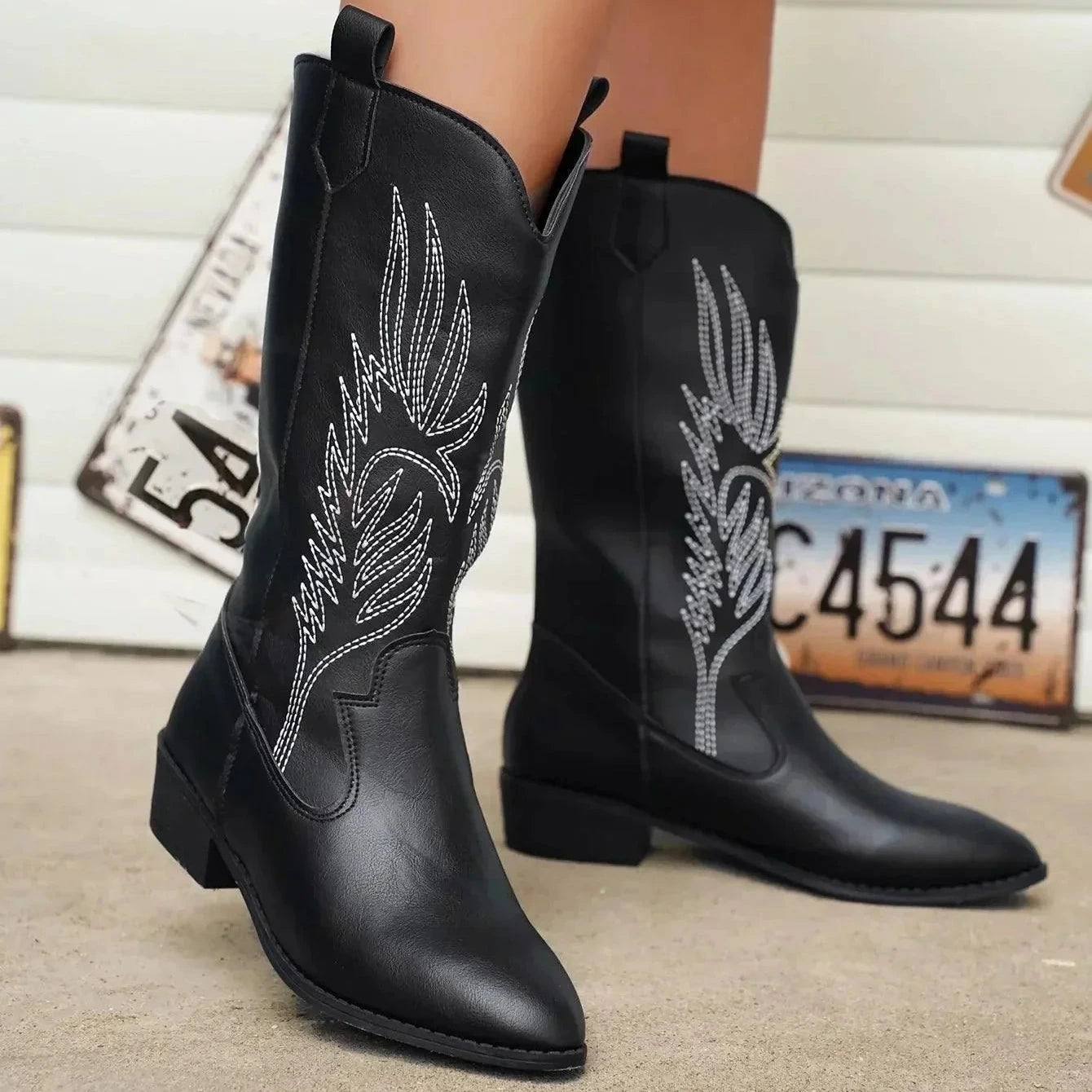 Studio Harvyn | Women - Soft Cowboy Boots - Comfortable & Stylish