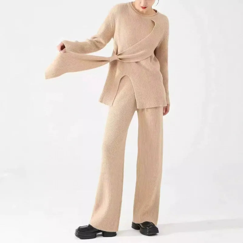 Studio Harvyn | Women - Knit Two-Piece Set - Soft Sweater & Trousers