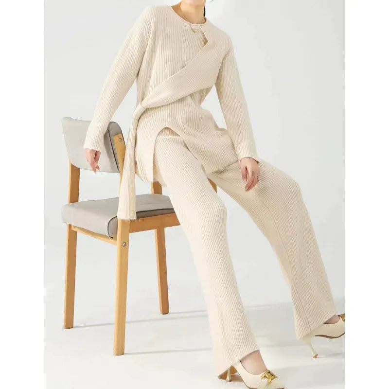 Studio Harvyn | Women - Knit Two-Piece Set - Soft Sweater & Trousers