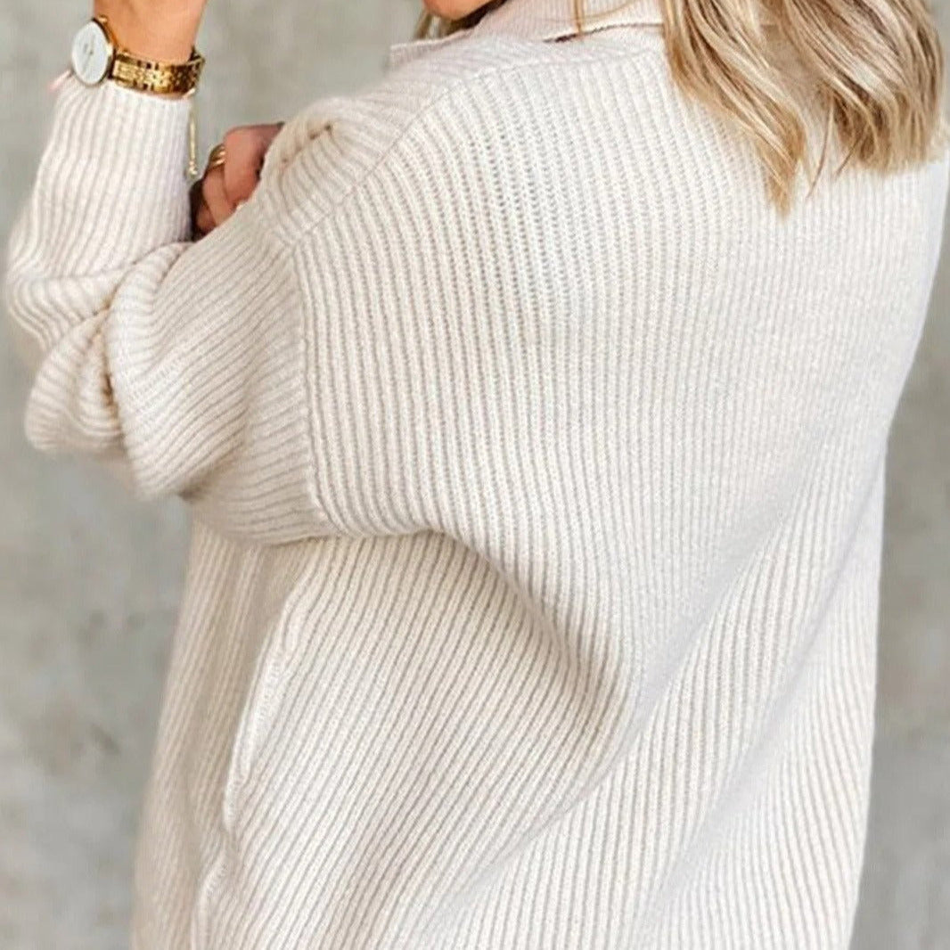 Studio Harvyn | Women – Relaxed Fit Sweatshirt – Ribbed Knit