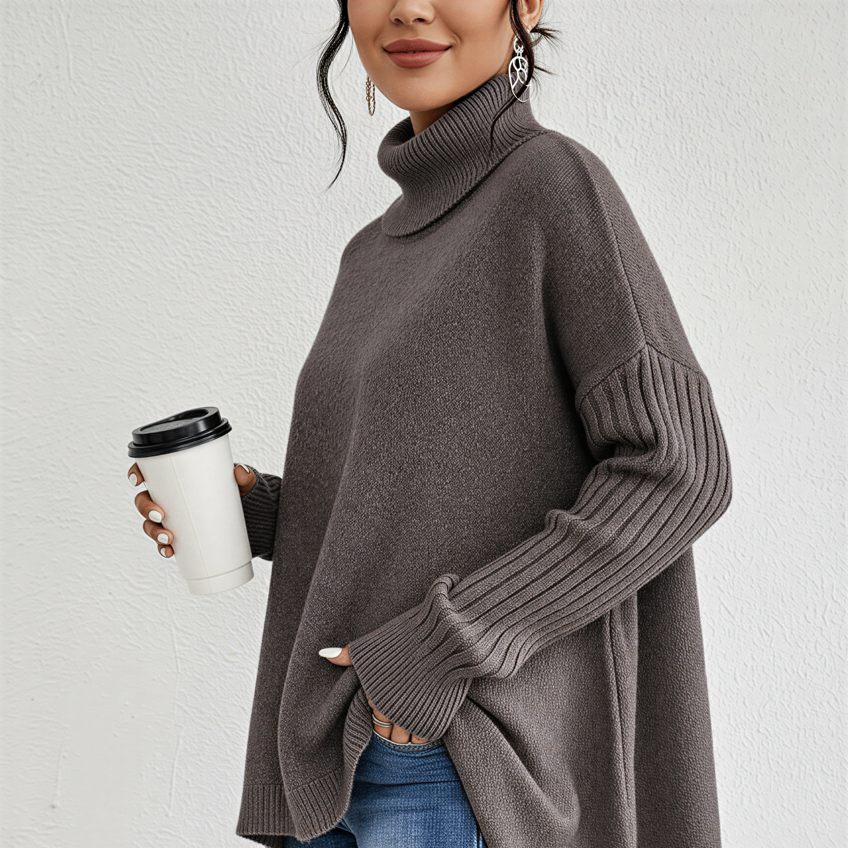 Studio Harvyn | Women - Turtleneck Jumper – Oversized Fit